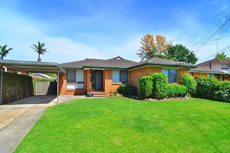 Main view of Homely house listing, 52 Greenmeadows Crescent, Toongabbie NSW 2146