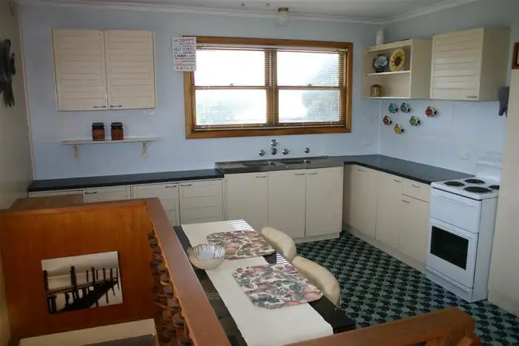 Fifth view of Homely house listing, 22 Hamilton Street, Peterborough VIC 3270
