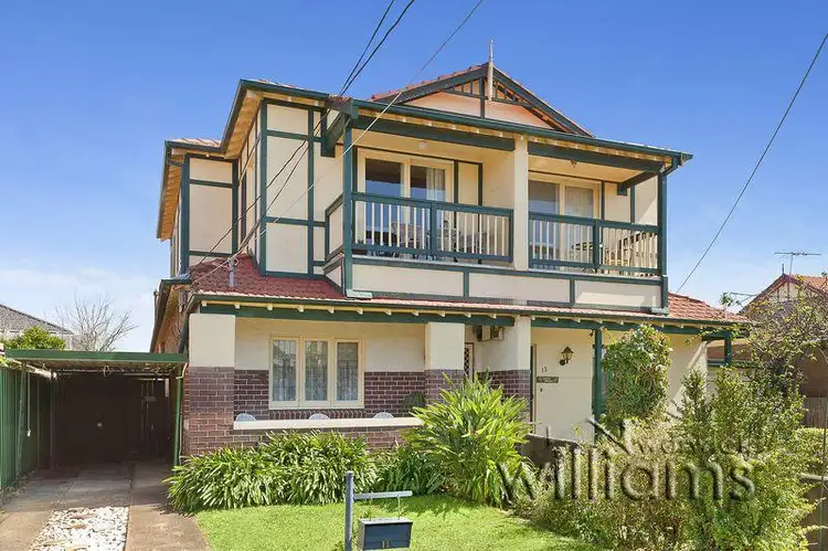 11 Lucas Avenue, Russell Lea NSW 2046