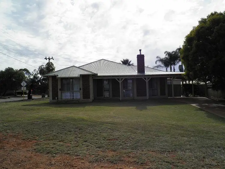 2 Carroll Place, Hannans WA 6430
