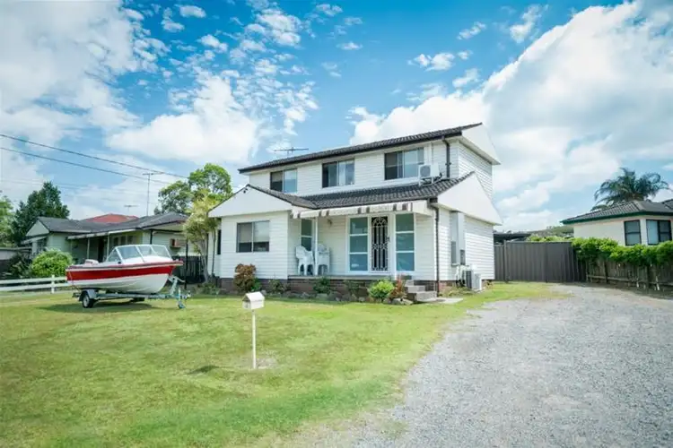 4 Vivienne Street, Woodpark NSW 2164