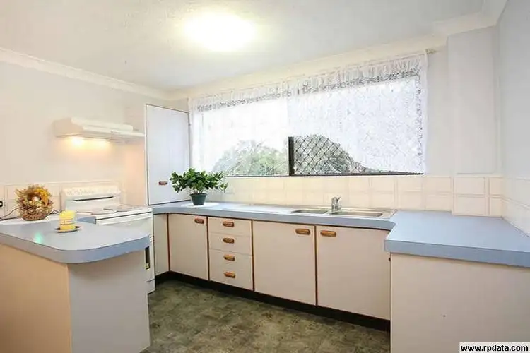 Second view of Homely unit listing, 2/6 Brooke Avenue, Palm Beach QLD 4221