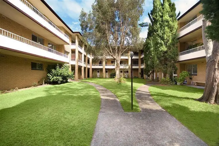 9/4 Lismore Avenue, Dee Why NSW 2099