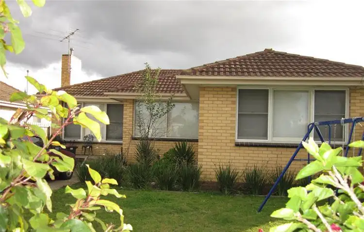 50 Wilsons Road, Newcomb VIC 3219