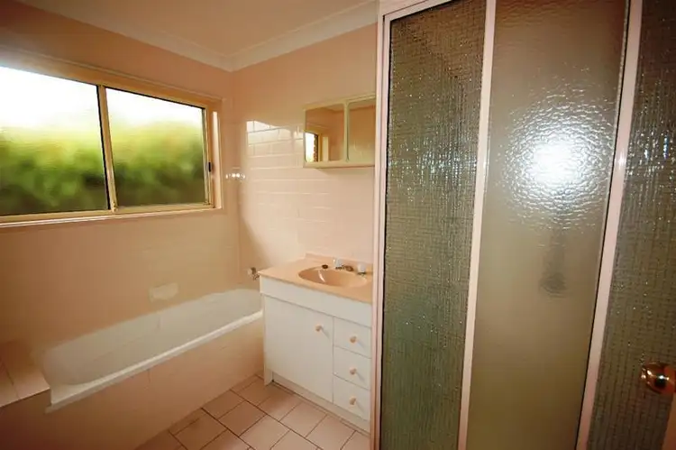 Seventh view of Homely house listing, 66 Balleroo Crescent, Glenfield Park NSW 2650