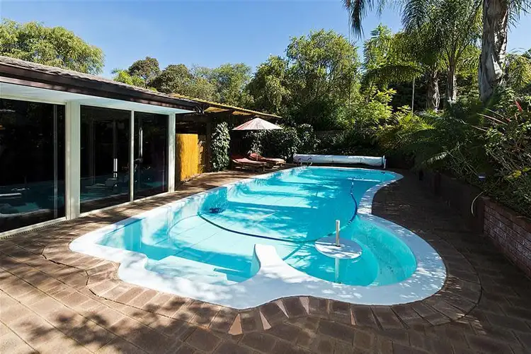38 Hall Road, Roleystone WA 6111