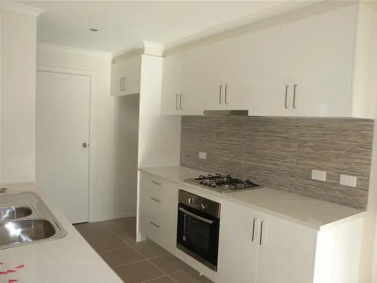 Fifth view of Homely townhouse listing, 2/5 Bath Street, Lara, Lara VIC 3212