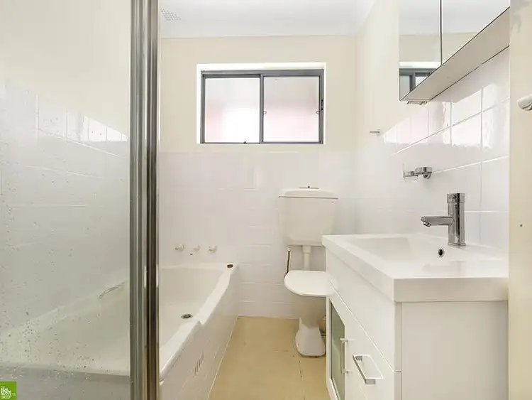 Fifth view of Homely apartment listing, 4/17 Zelang Avenue, Figtree NSW 2525