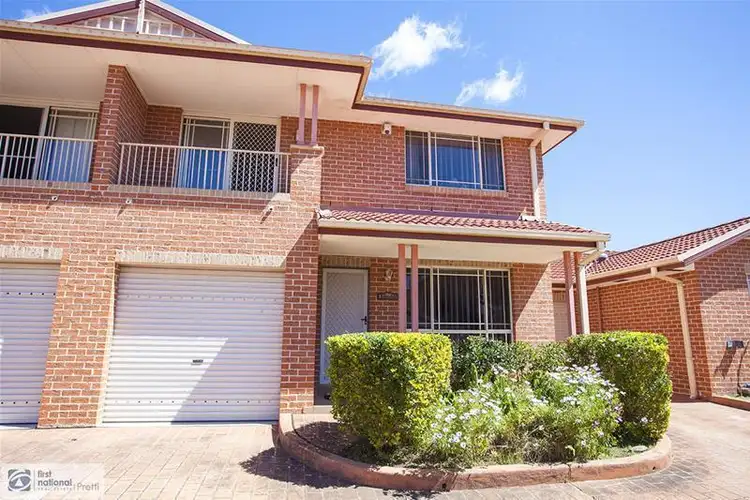 3/10 Peacock Close, Green Valley NSW 2168