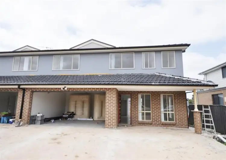 Main view of Homely townhouse listing, 15/7 Altair Place, Hinchinbrook NSW 2168