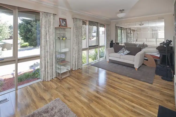 Fifth view of Homely house listing, 7 Viminalis Court, Endeavour Hills VIC 3802