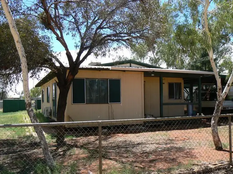13 Darlot Street, Cue WA 6640