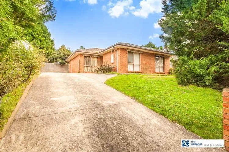 32 George Chudleigh Drive, Hallam VIC 3803