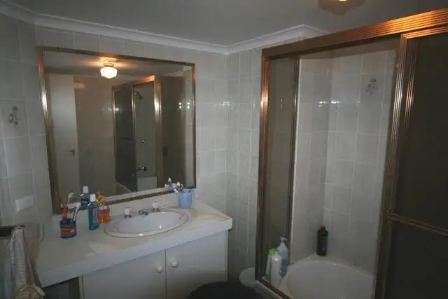 Fifth view of Homely apartment listing, 4 Kalyan Street, Chevron Island QLD 4217