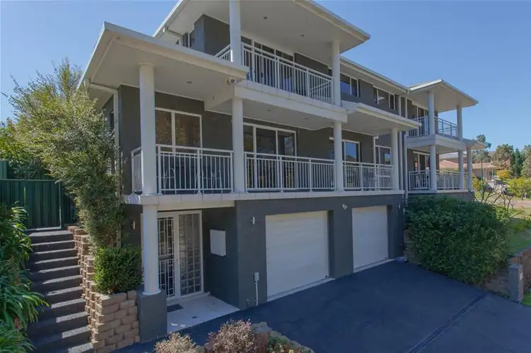 1 Featherwood Way, Fletcher NSW 2287