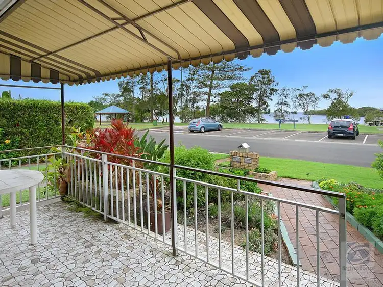 2/191 Esplanade, Golden Beach QLD 4551