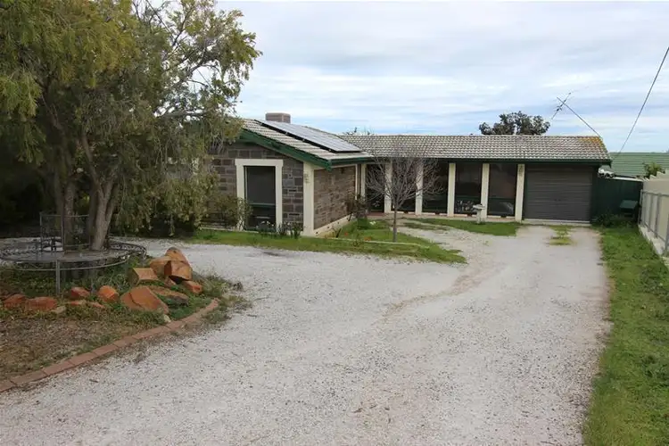 2 Summit Court, Para Hills SA 5096