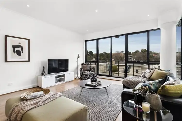 Second view of Homely apartment listing, 19/6 Christine Crescent, Richmond VIC 3121
