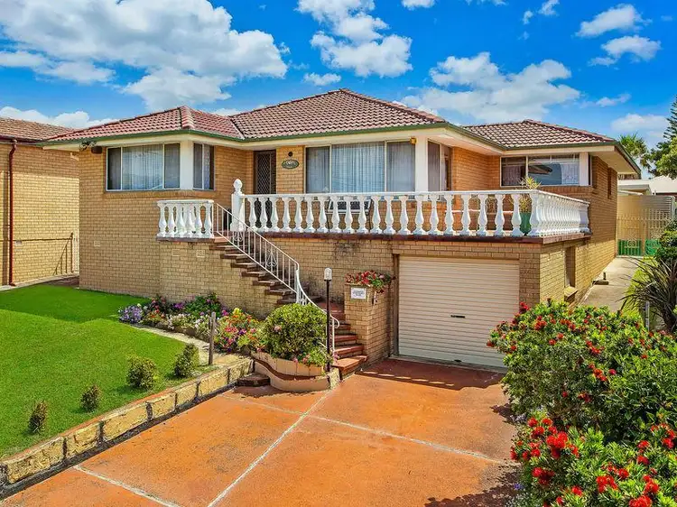 95 Bay Road, Blue Bay NSW 2261