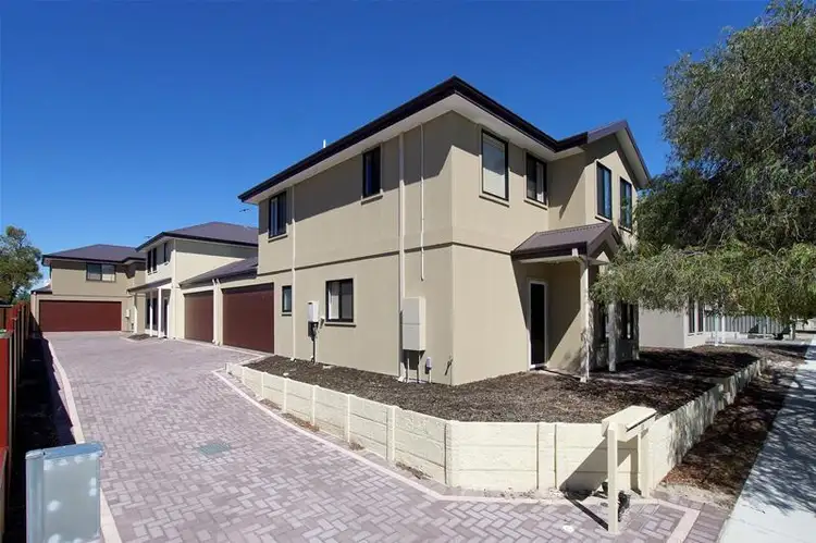 1/42 McGlinn Way, Cloverdale WA 6105