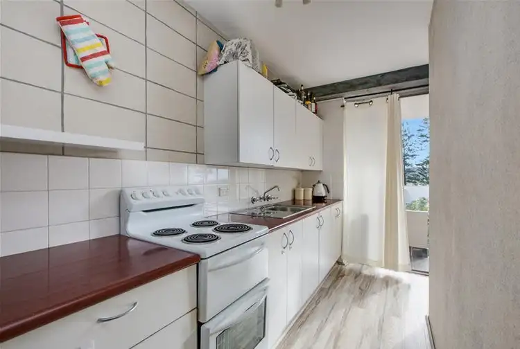 Second view of Homely unit listing, 8/168 Pacific Parade, Dee Why NSW 2099