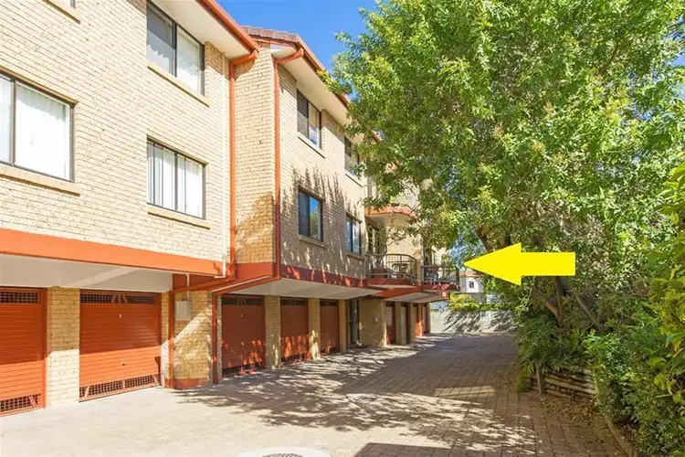 Second view of Homely apartment listing, 6/6 Lenneberg Street, Southport QLD 4215