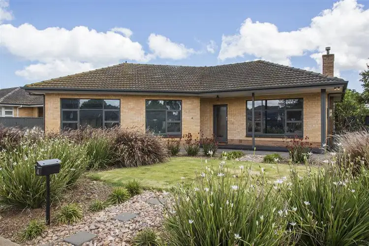 4 Highet Avenue, Hove SA 5048