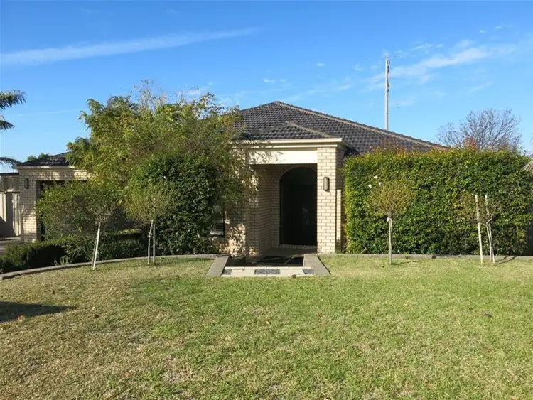 3 Wellington Avenue, Tatton NSW 2650