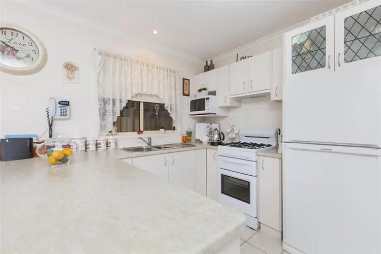 Sixth view of Homely townhouse listing, 2/271-285 Tenth Street, Mildura VIC 3500