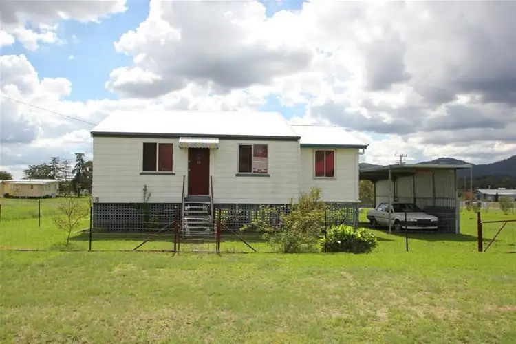 22 Barawell Street, Wallangarra QLD 4383