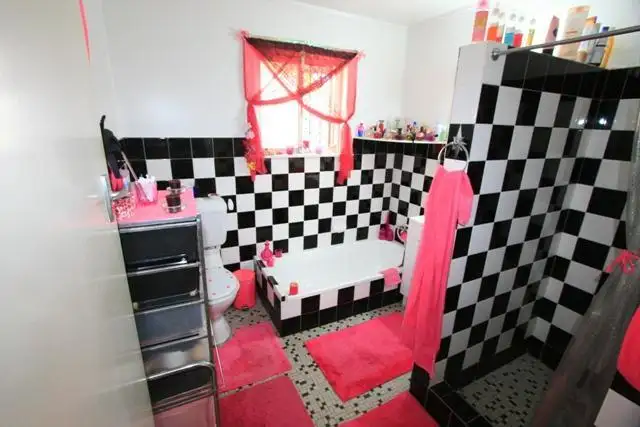 Fifth view of Homely apartment listing, 6 Dalpura Street, Chevron Island QLD 4217