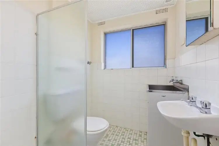 Fifth view of Homely unit listing, 8/3 Francis Street, Dee Why NSW 2099