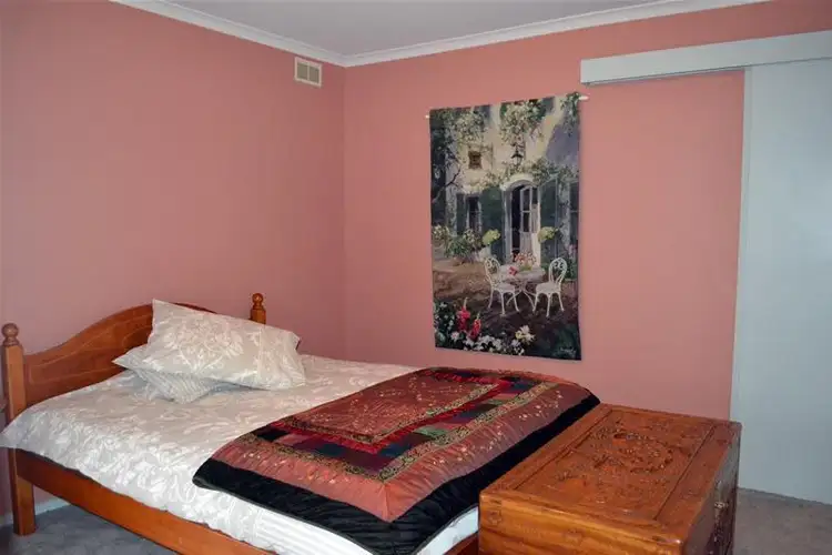 Seventh view of Homely house listing, 8 Jania Street, Lara VIC 3212