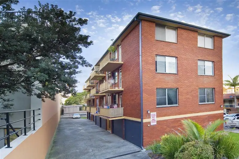 Main view of Homely unit listing, 4/11 Francis Street, Dee Why NSW 2099