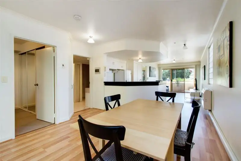 Main view of Homely unit listing, 2/5 South Esplanade, Glenelg SA 5045