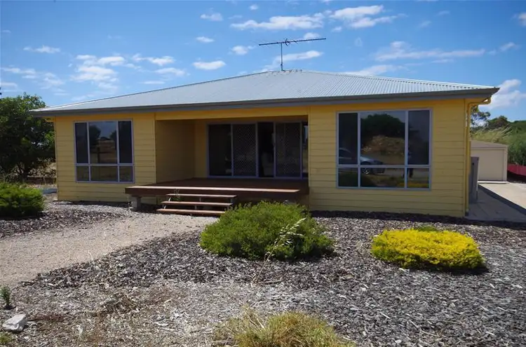 28 Swincer Road, Minlaton SA 5575