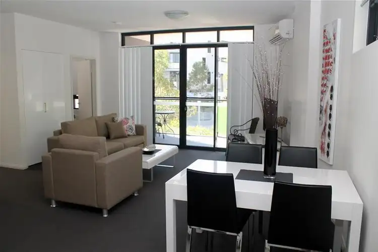 8/19 Stockton Bend, Cockburn Central WA 6164