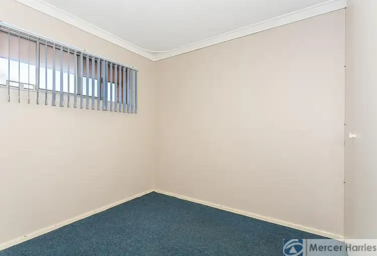 Sixth view of Homely house listing, 2/6 Uldina Place, Pinjarra WA 6208