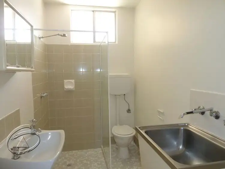 Fourth view of Homely unit listing, 2/15 McMinn Street, East Side NT 870