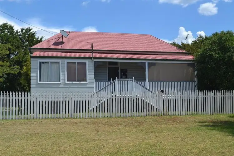 28 Raglan Street, Inverell NSW 2360