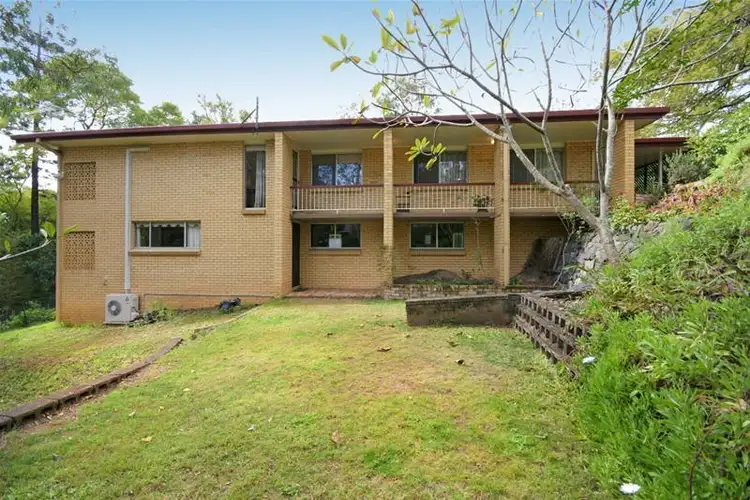 143 Jerrang Street, Indooroopilly QLD 4068