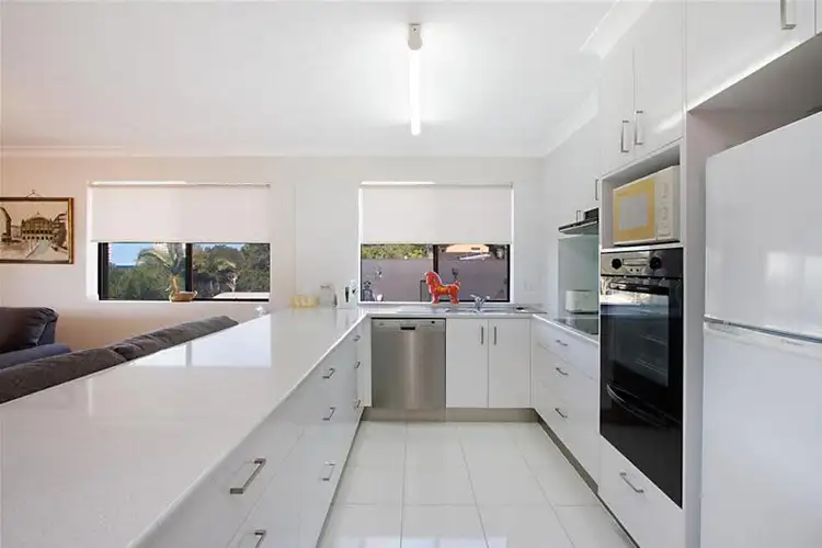Fourth view of Homely apartment listing, 6/21 Hill Avenue, Burleigh Heads QLD 4220