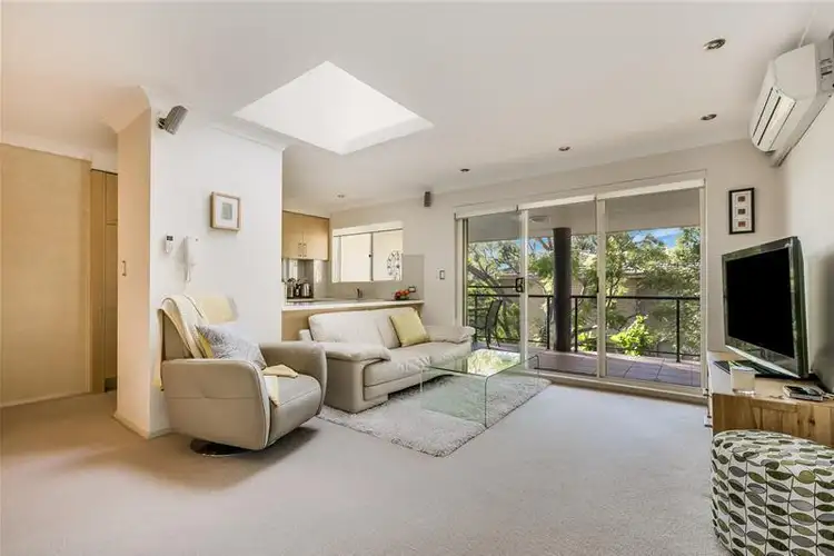 Main view of Homely unit listing, 30/21-27 Holborn Avenue, Dee Why NSW 2099
