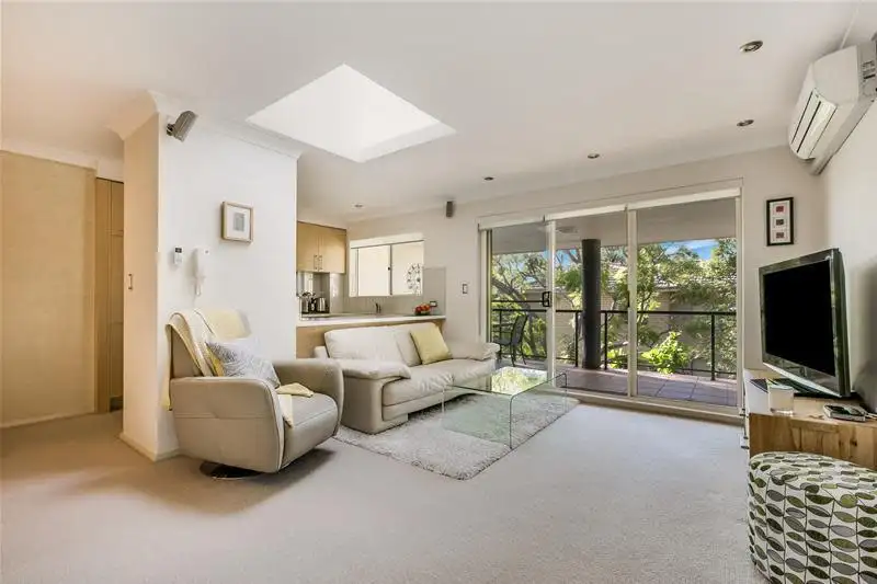 Main view of Homely unit listing, 30/21-27 Holborn Avenue, Dee Why NSW 2099