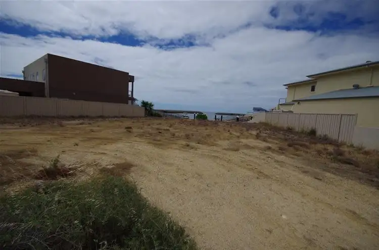 32 Marina Drive, Port Vincent SA 5581