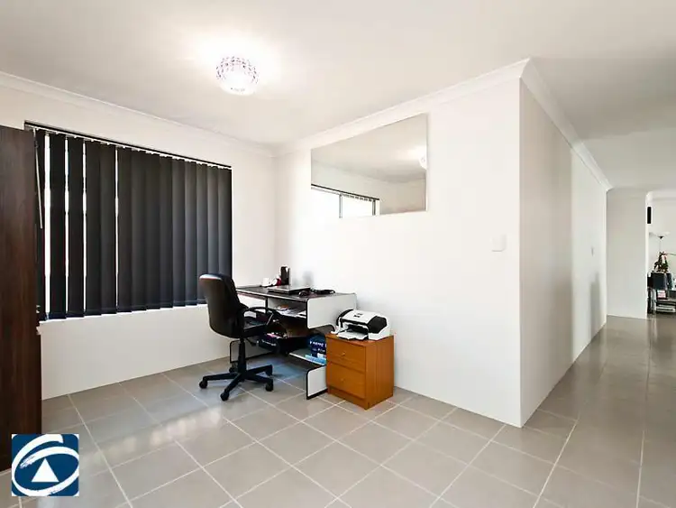 Fifth view of Homely house listing, 10 Pierre Bend, Ellenbrook WA 6069