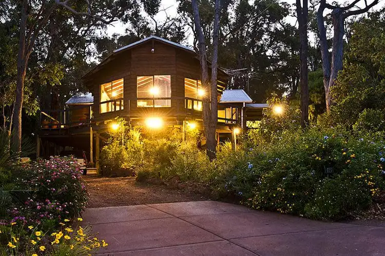 15 Slab Gully Road, Roleystone WA 6111