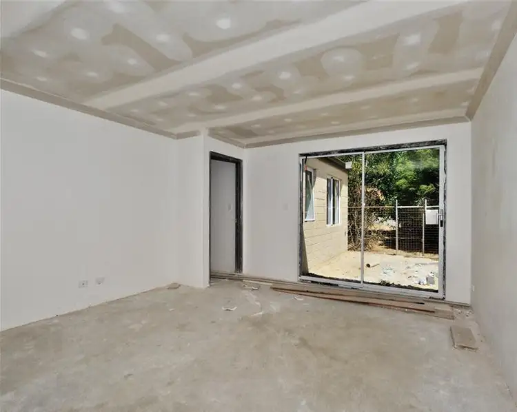 4/50 Charles Street, Midland WA 6056