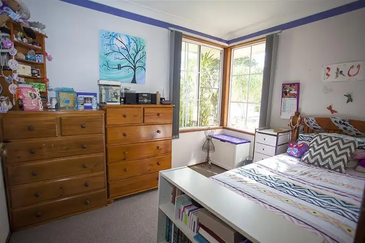 Fifth view of Homely house listing, 5 Abbott Close, Edensor Park NSW 2176