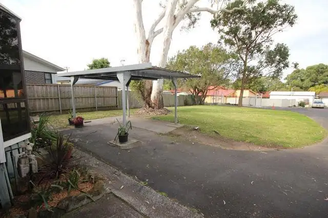 Sixth view of Homely villa listing, 1a Cutler Drive, Wyong NSW 2259